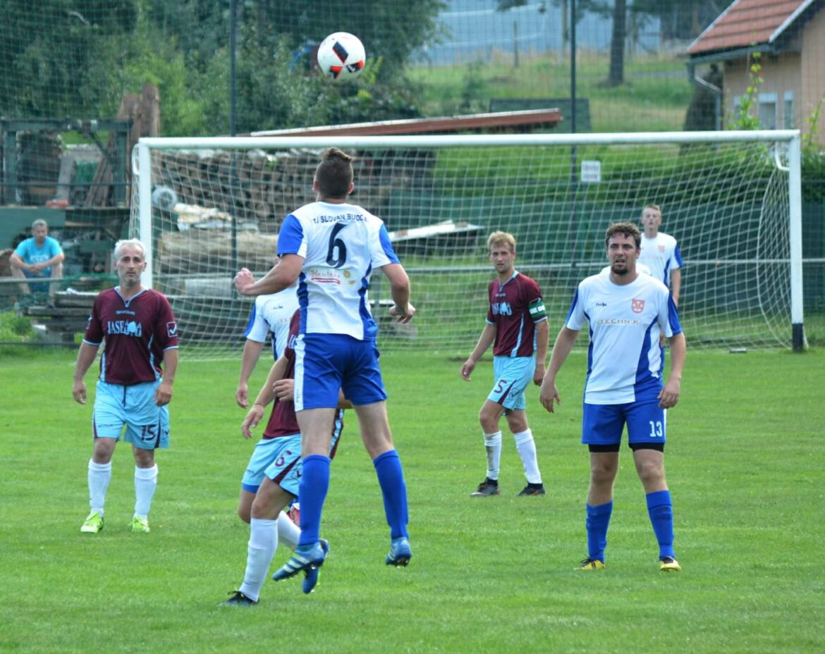 Do Detvy pricestuje Banská Štiavnica. Hriňová hostí Selce. Látky privítajú v šlágri kola Budču