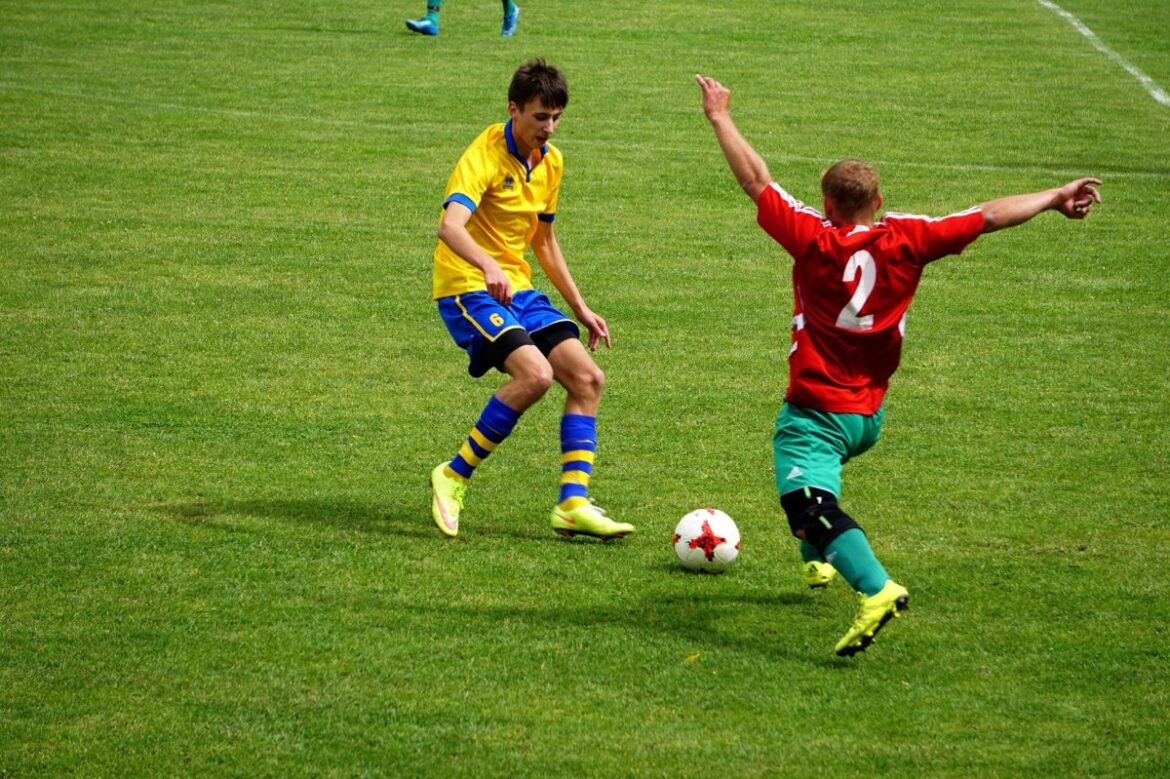 KAM ZA FUTBALOM: Detva hrá v Šalkovej.  Hrochoť cestuje do Seliec. Očová privíta Stožok