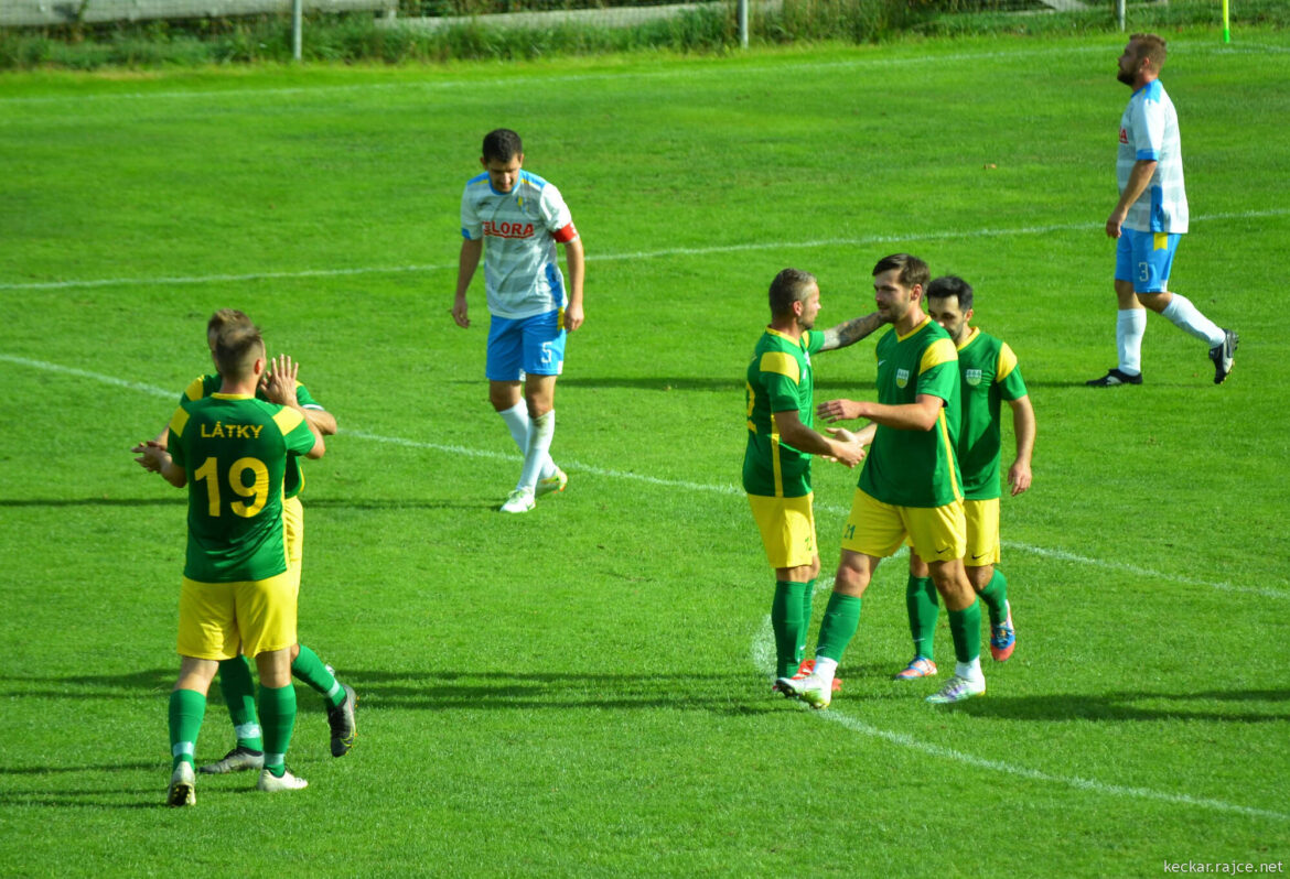 FUTBAL: Hrochoť aj v deviatich ukoristila víťazstvo. 8-gólová prestrelka na Kriváni. Spartak neuspel v Hliníku nad Hronom