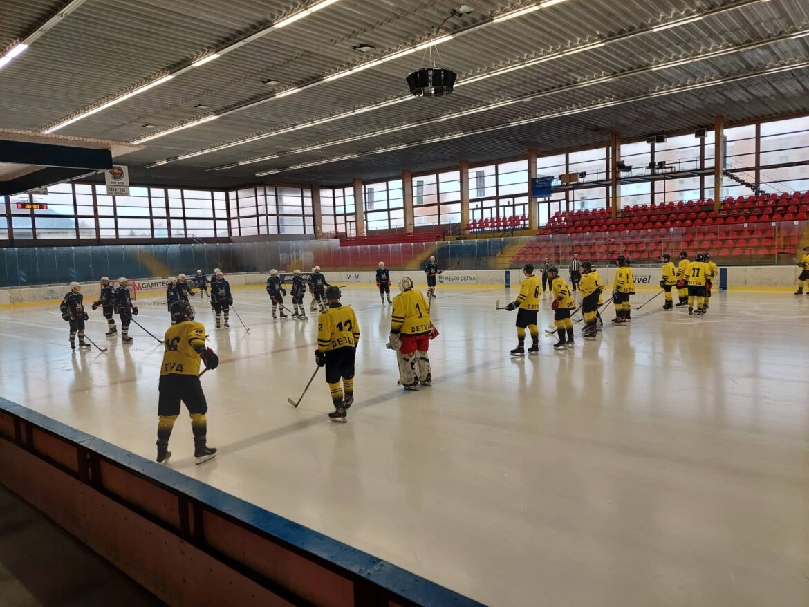 JUNIORSKÝ HOKEJ: V úvodných štyroch dueloch zaknihoval najviac bodov Dominik Kalamár