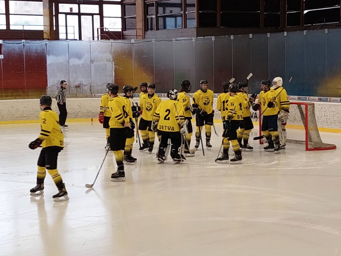 JUNIORSKÝ HOKEJ: Detva si vezie z Trebišova dve víťazstvá, útočník Marek Molnár zaznamenal pri debute v drese medveďov tri body