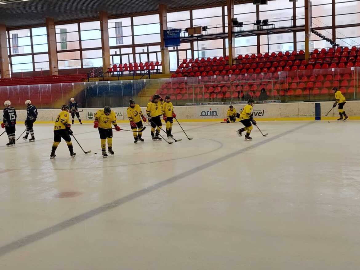 JUNIORSKÝ HOKEJ: V dvojzápase proti Prešovu strelili po dva góly Alan Matúška, Šimon Ďurica a Jakub Čunderlík