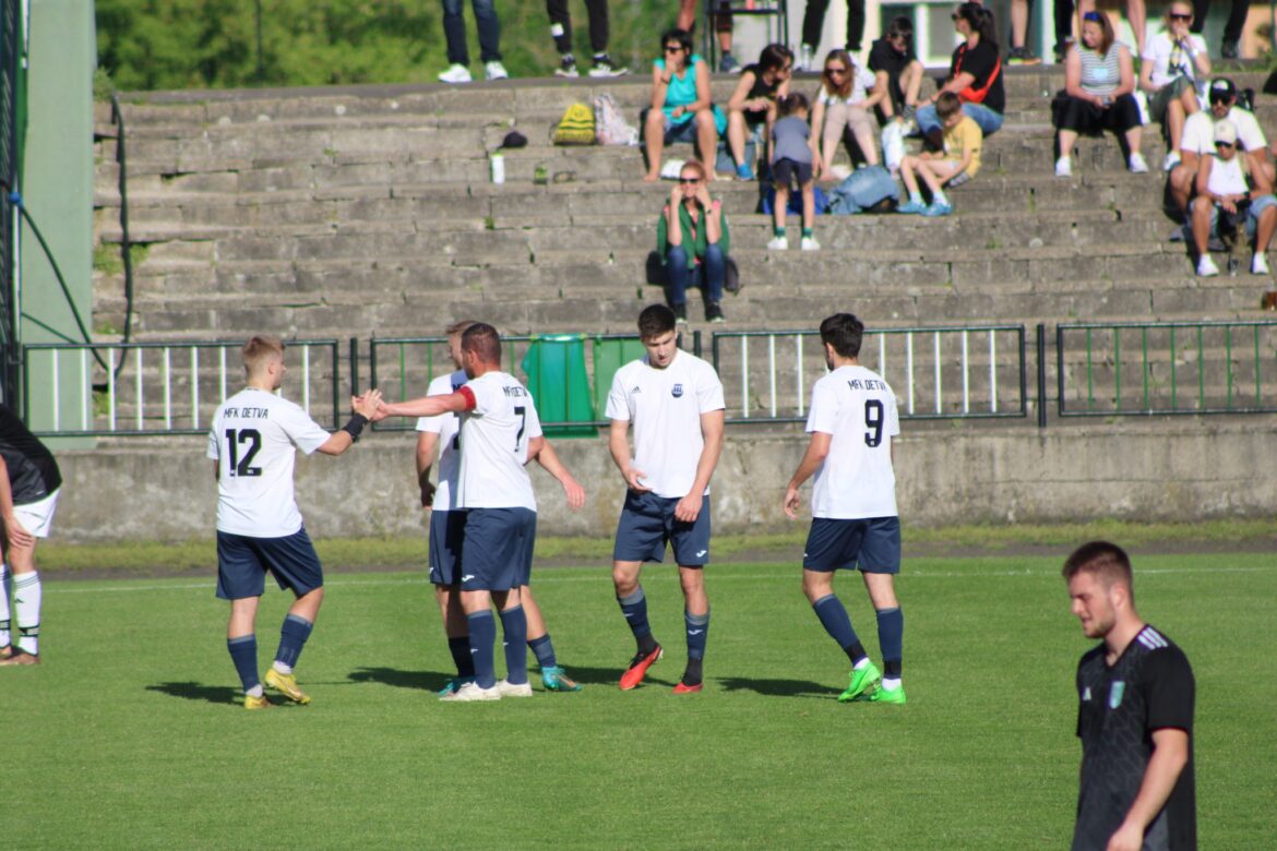 KAM ZA FUTBALOM: Kamasovci cestujú do Tornale, Očová vyzve Stožok a dorastencov Kriváňa čaká derby s Látkami