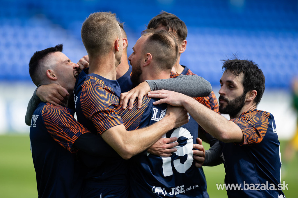 NEUVERITEĽNÁ SEZÓNA KLUBU Z MALEBNEJ OBCE: Futbalisti Látok vyhrali všetko čo sa dalo!