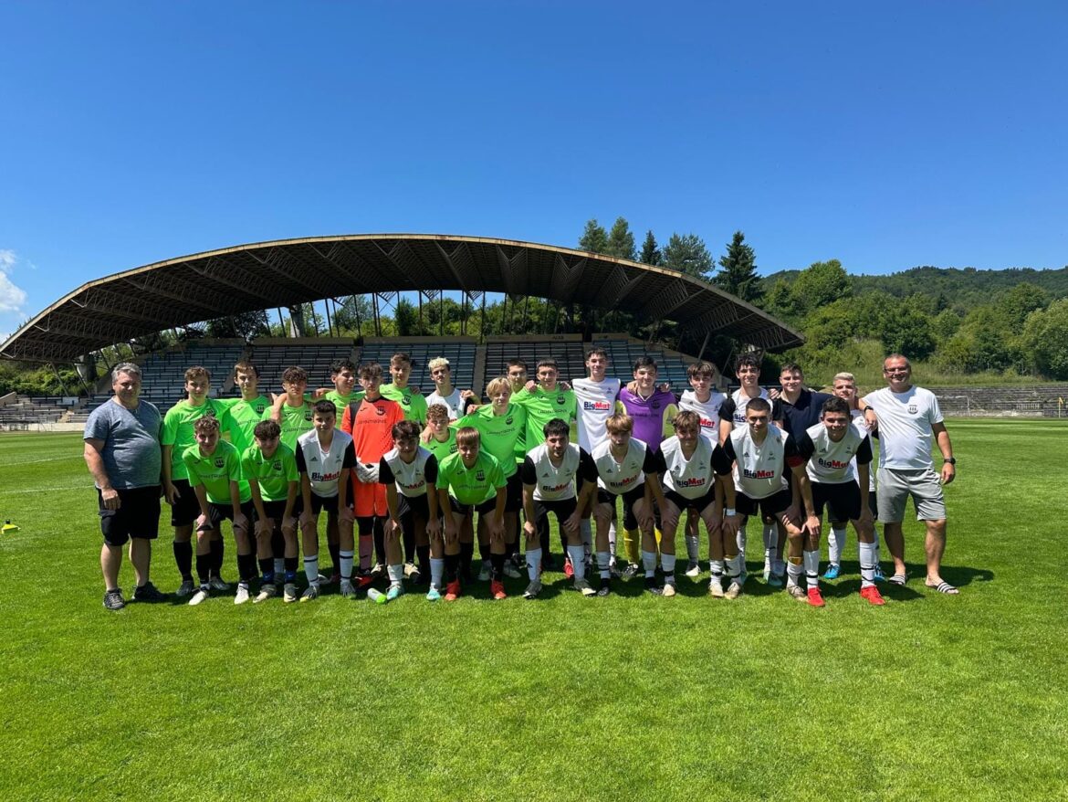 DORASTENECKÝ FUTBAL: Na Látkach ani Kriváni sa nehralo, mladší dorast natiahol sériu bez prehry