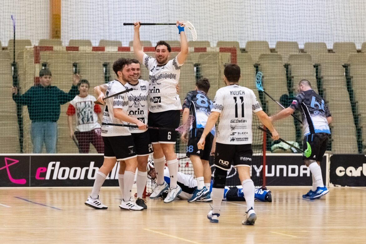 FLORBAL: Detvu delí od postupu do finále len jedno víťazstvo, hattrickom zahviedzdili Patráš s Kulichom