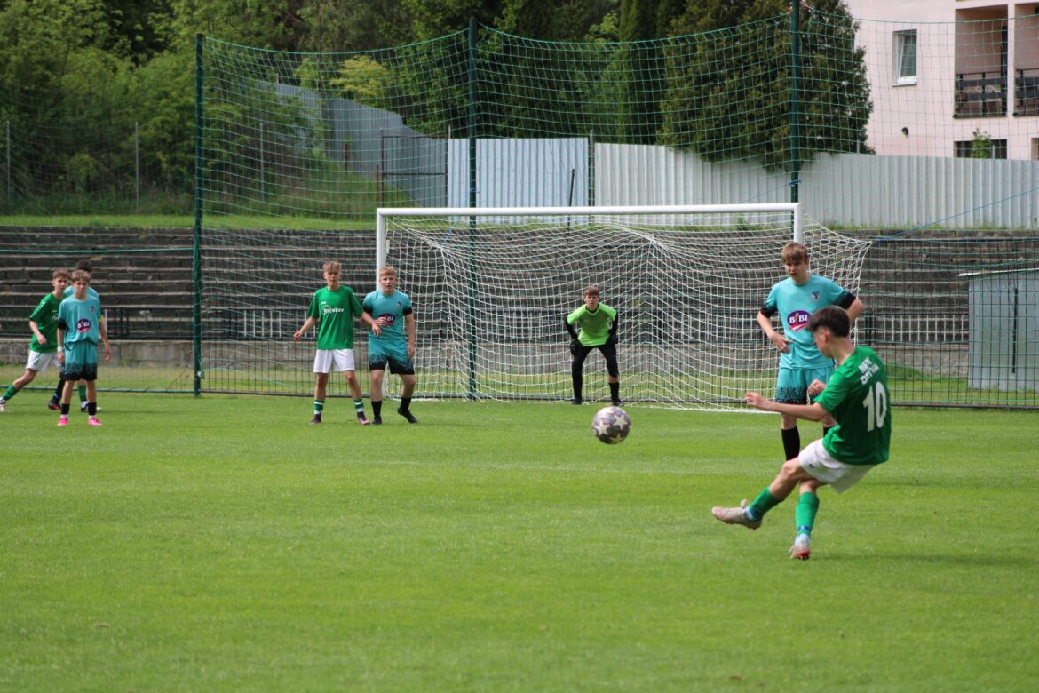 DORASTENECKÝ FUTBAL: Prvý triumf mladšieho dorastu, za detviansku U19 dvakrát skórovali Orolin s Martinským