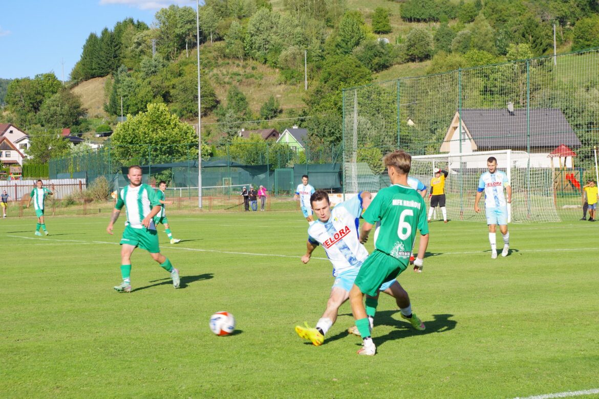 KAM ZA FUTBALOM: Do Hriňovej pricestuje Kriváň, Očová si zmeria sily so Sielnicou a dorastenci Látok narazia na Podkonice