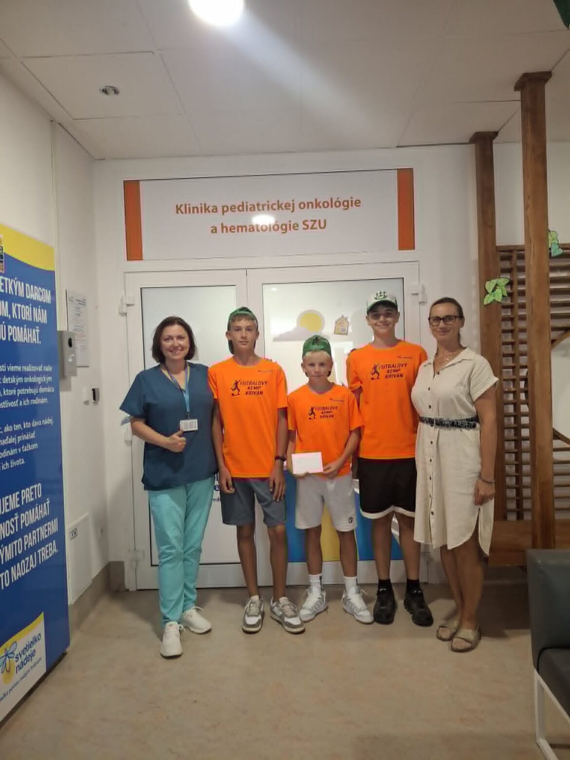 Z futbalového kempu poputovalo 1 000 EUR na pomoc onkologicky chorým deťom